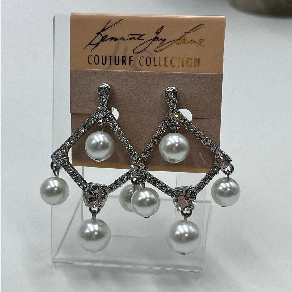 Kenneth Jay Lane KJL White Pearl‎ Crystal Silver Tone Chandelier Clip Earrings